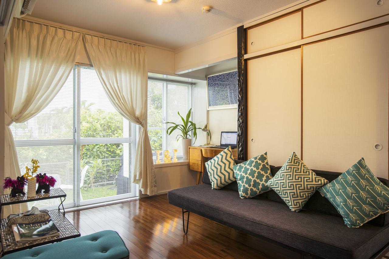 Mihama Beach House Villa Chatan Bagian luar foto