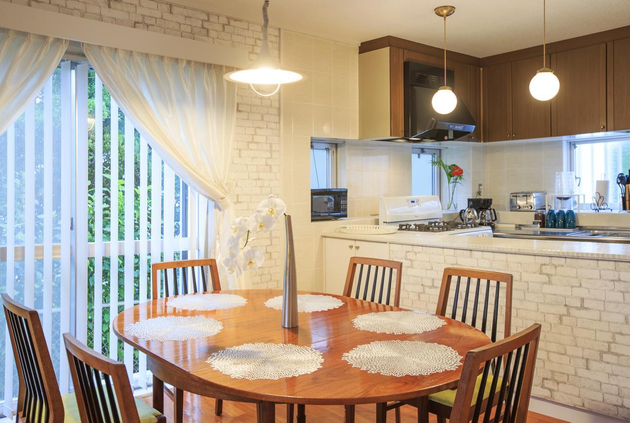 Mihama Beach House Villa Chatan Bagian luar foto