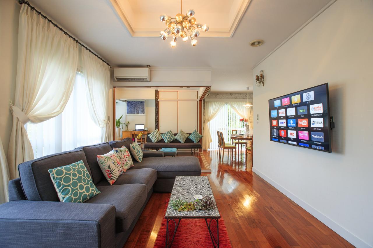 Mihama Beach House Villa Chatan Bagian luar foto