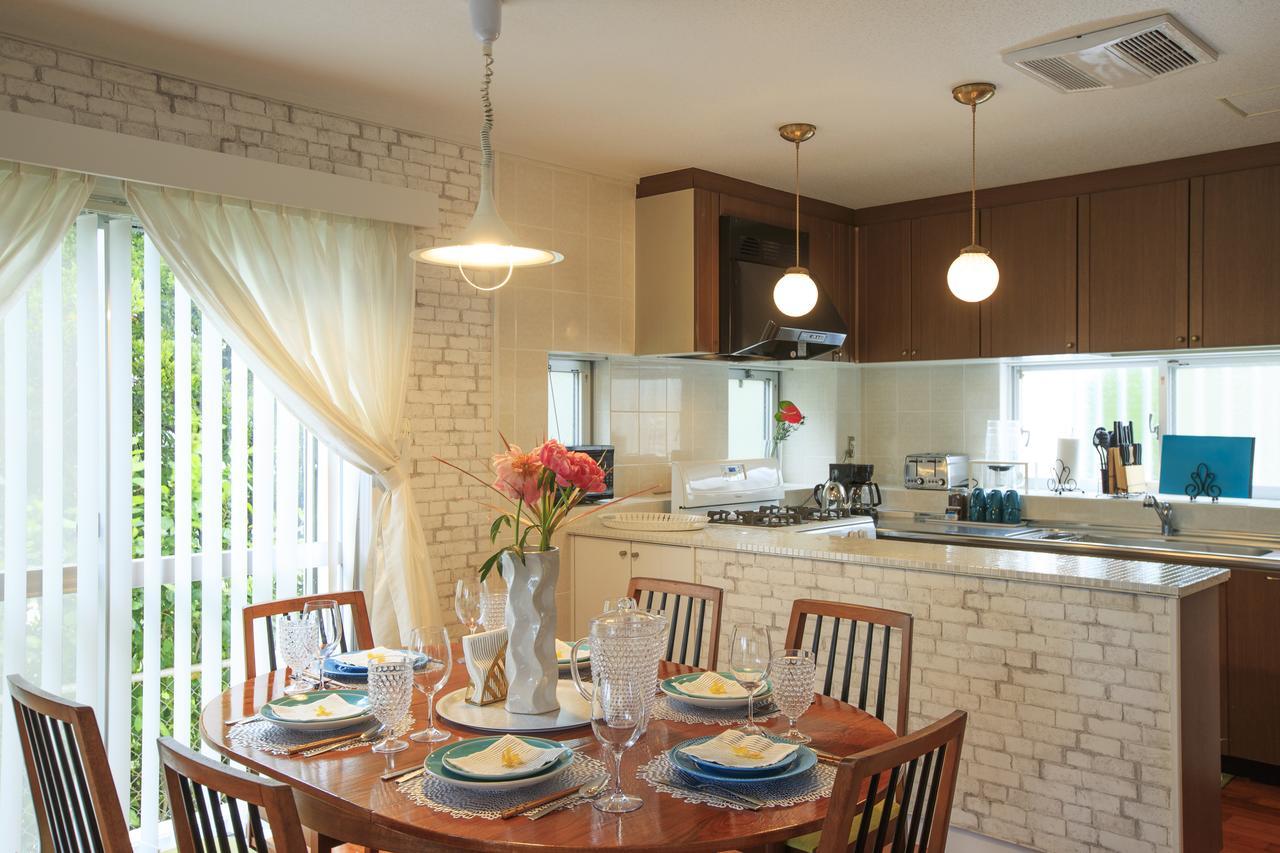Mihama Beach House Villa Chatan Bagian luar foto