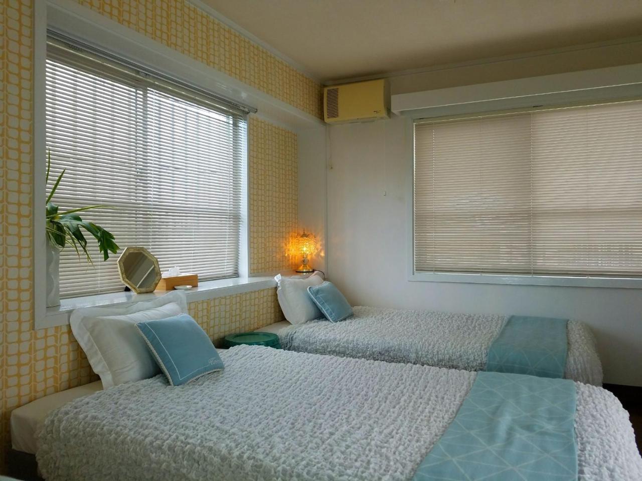 Mihama Beach House Villa Chatan Bagian luar foto